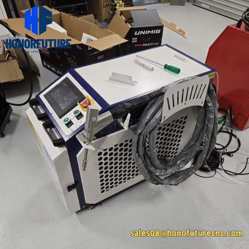 1500W 2000W 3000W Handheld Las - Industrial Laser Welder 评论和价格